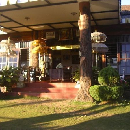 Country Hotel Trawas Dış mekan fotoğraf
