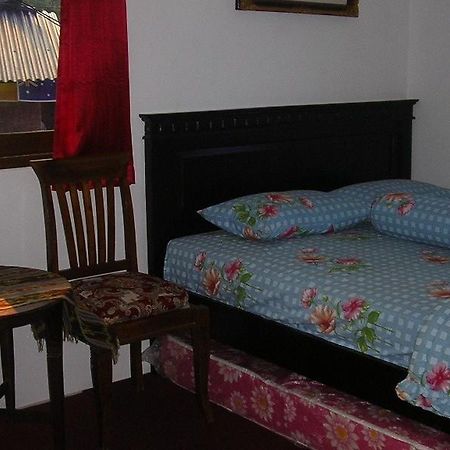 Country Hotel Trawas Dış mekan fotoğraf